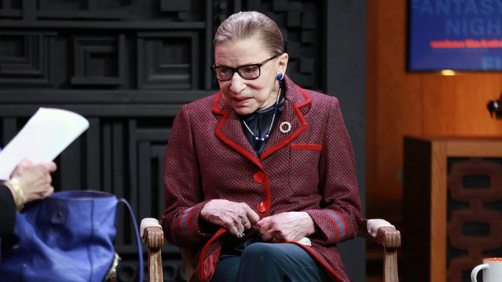 Luật sư quyền lực và giỏi nhất thế giới Ruth Joan Bader Ginsburg
